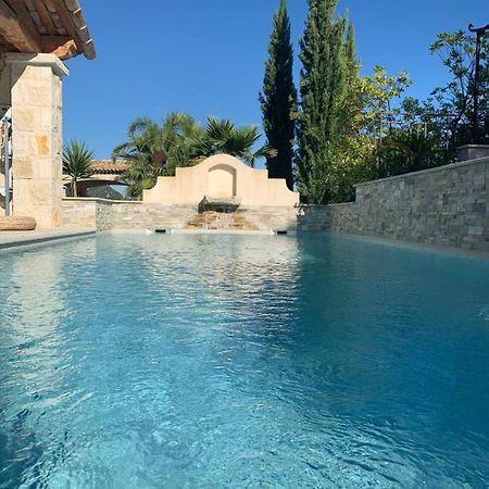 Les 4 Elements Bed & Breakfast Турет-сюр-Лу Екстериор снимка