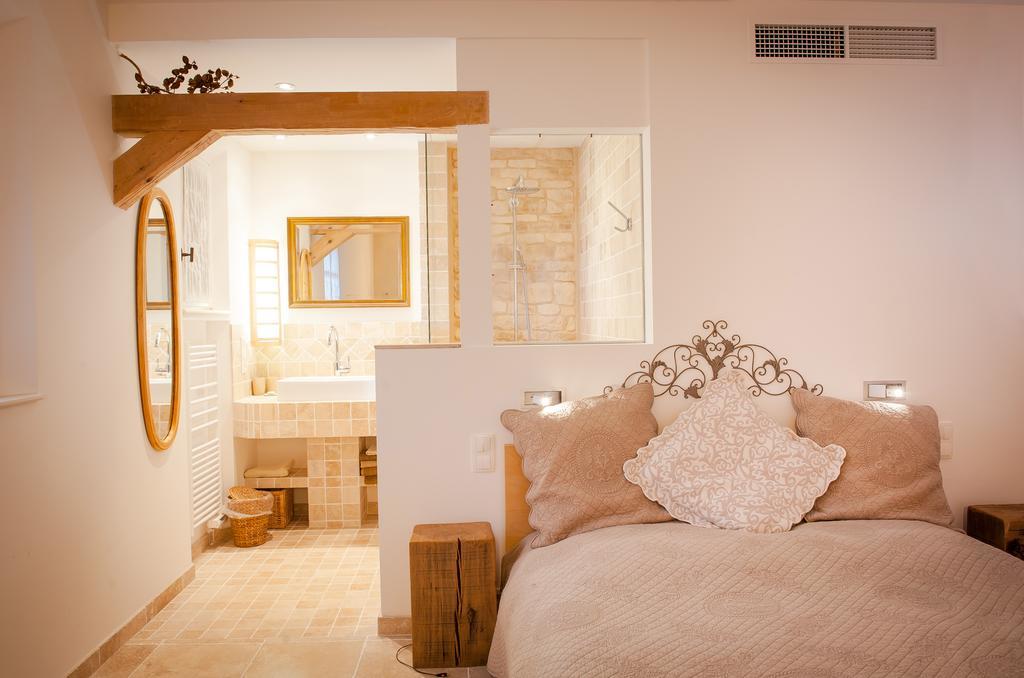 Les 4 Elements Bed & Breakfast Турет-сюр-Лу Стая снимка
