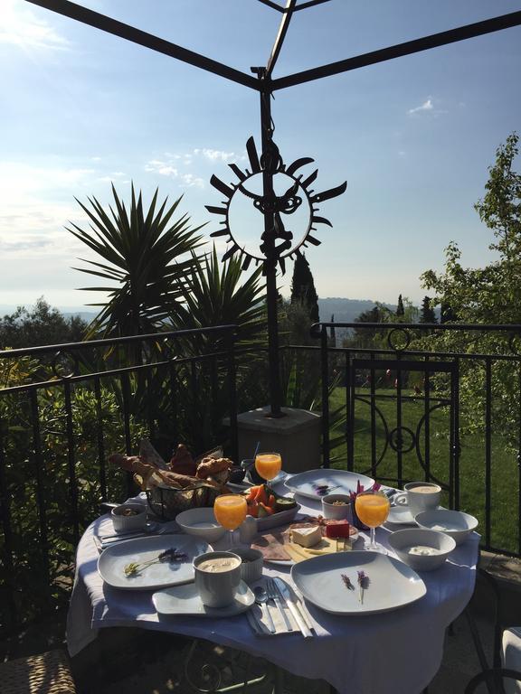 Les 4 Elements Bed & Breakfast Турет-сюр-Лу Екстериор снимка